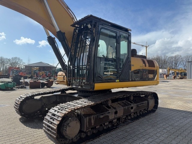 CAT 329D L
