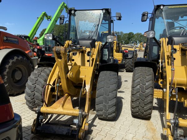 CAT 907M - Image 4
