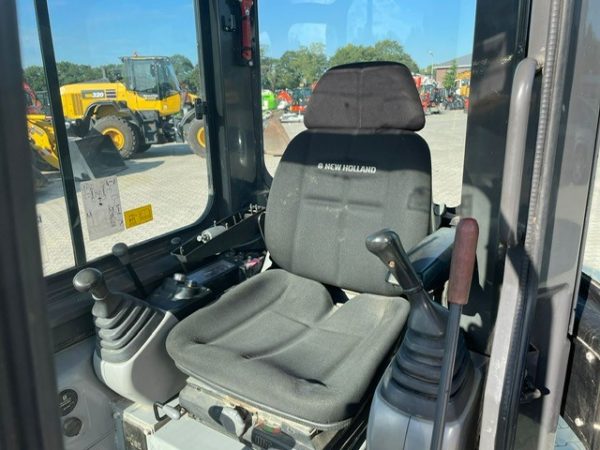New Holland E29B SR – Bild 5