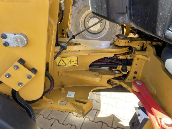 CAT 907M - Image 8
