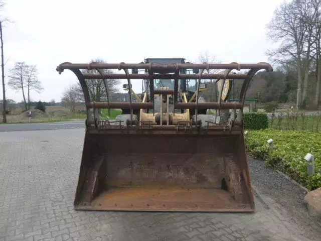 Komatsu WA320-5 – Bild 18