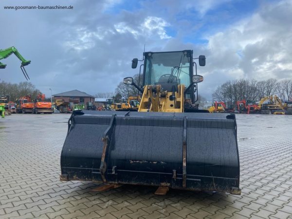 CAT 907 M – Bild 8