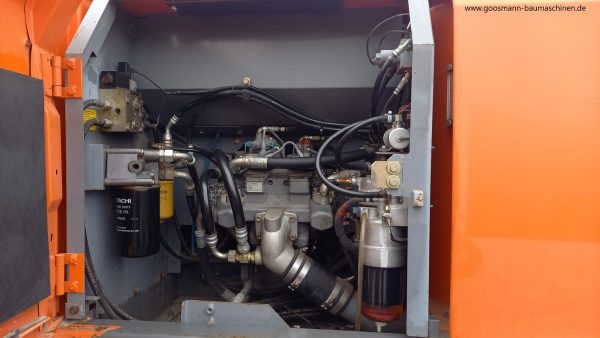 Hitachi ZX 210LC-3 – Bild 11