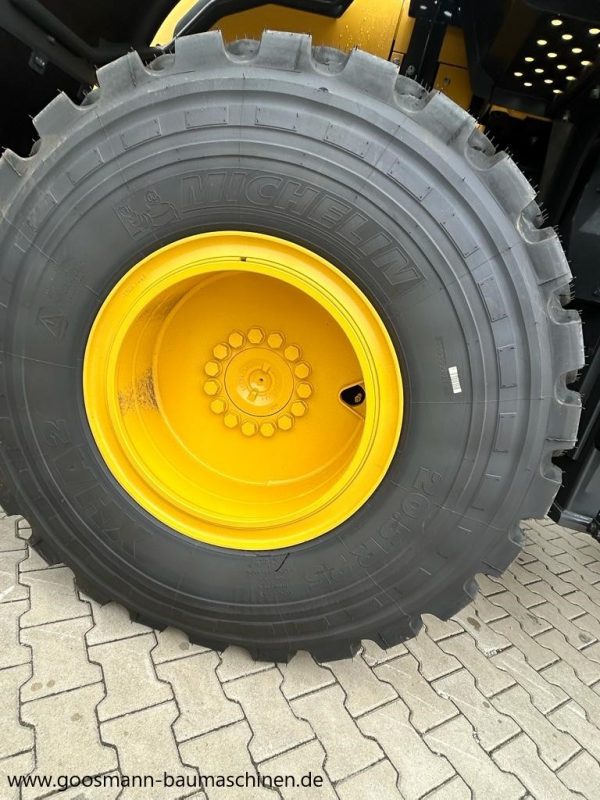 Komatsu WA320-8E0 - Image 15