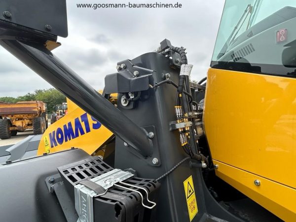 Komatsu WA320-8E0 - Image 16