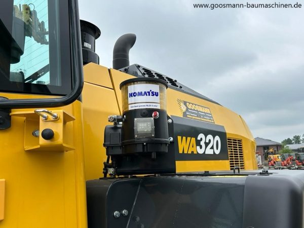 Komatsu WA320-8E0 - Image 6