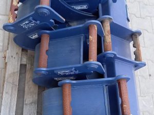 Backhoe bucket