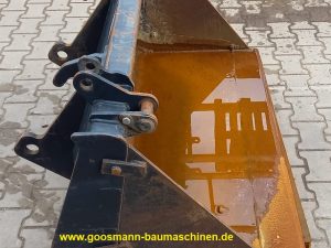 Backhoe bucket