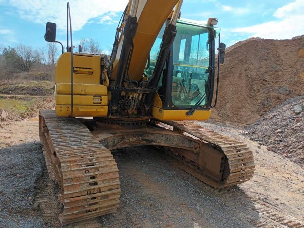 CAT 323 DL - Image 4