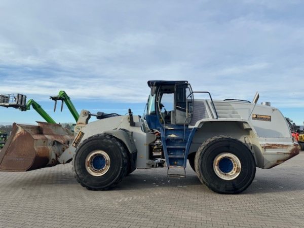 Liebherr L 586 2Plus2 - Image 3