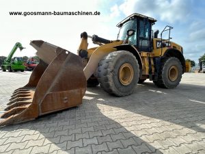 CAT 966M