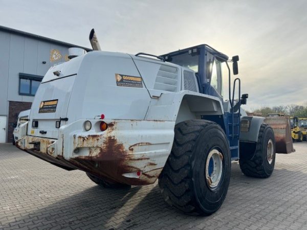Liebherr L 586 2Plus2 - Image 6