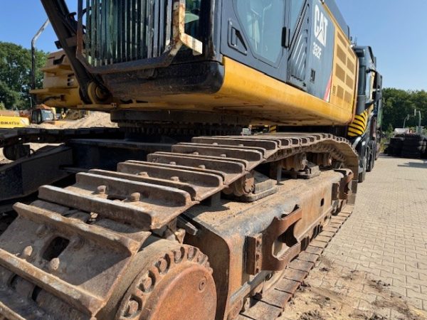 CAT 352F – Bild 14