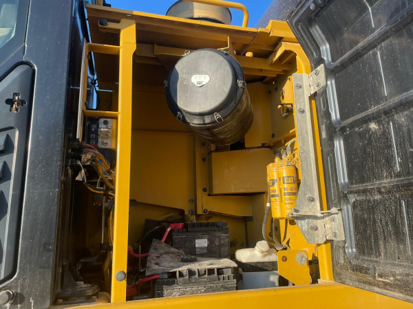 CAT 352F – Bild 24