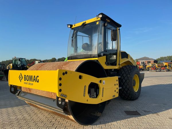 Bomag BW213 D-5 - Image 8