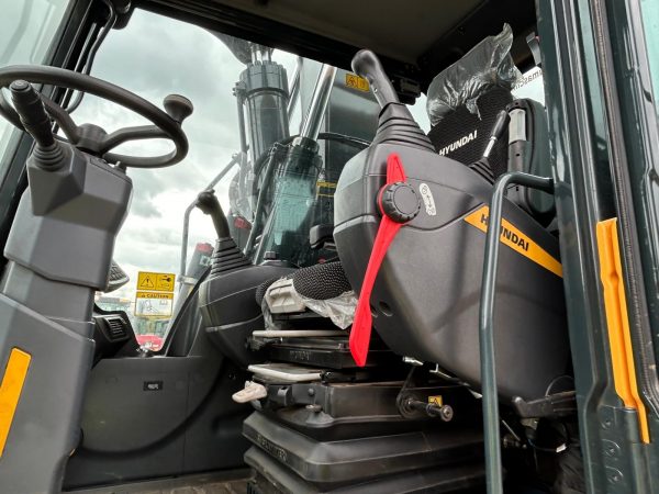 Hyundai HW170A CR – Bild 18
