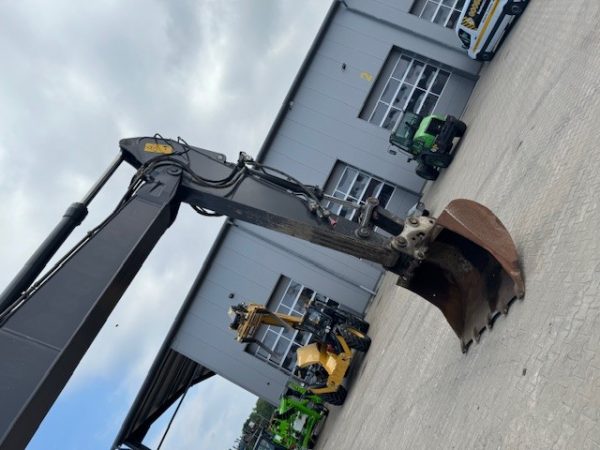 Volvo EC210 CL – Bild 6