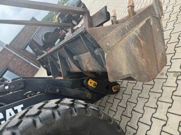 Cat IT14G – Bild 7