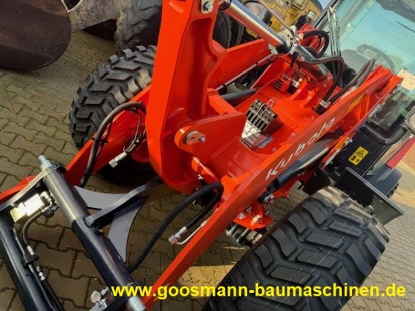 Kubota R090 - Image 6