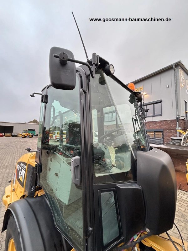 CAT 907M – Bild 6