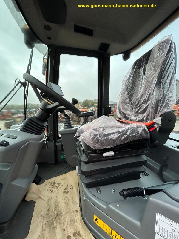 Volvo L30HS – Bild 14