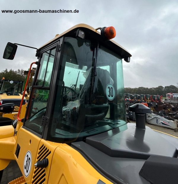 Volvo L30HS – Bild 7