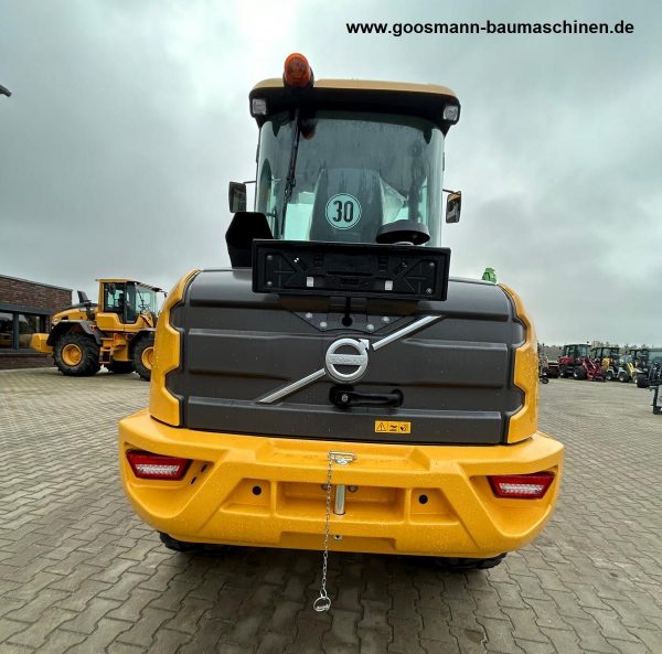 Volvo L30HS – Bild 4