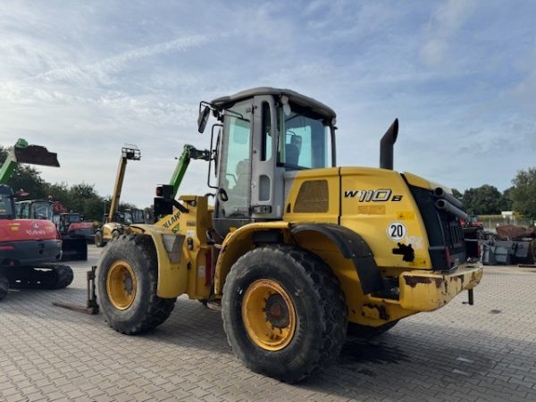 New Holland W110B – Bild 2