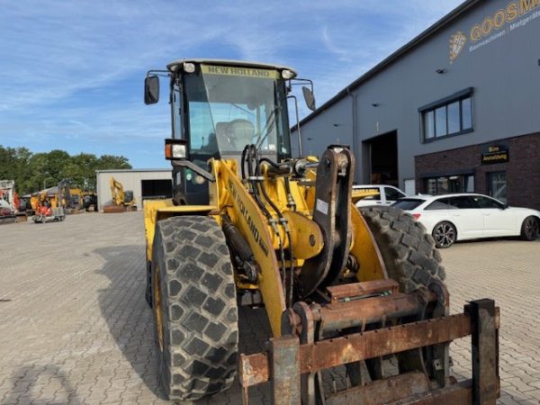 New Holland W110B – Bild 6