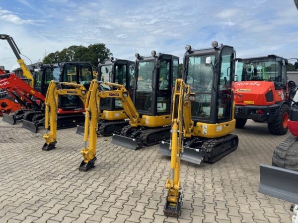 Komatsu PC16 – Bild 2