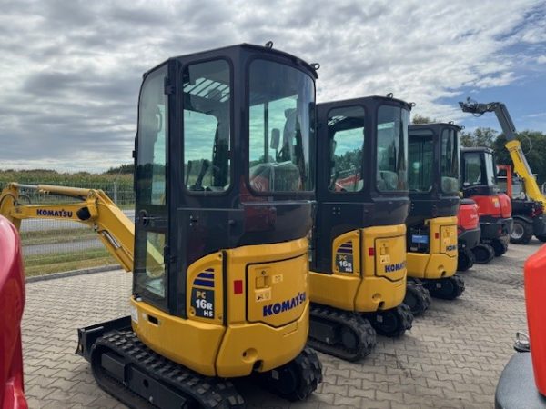 Komatsu PC16 – Bild 3