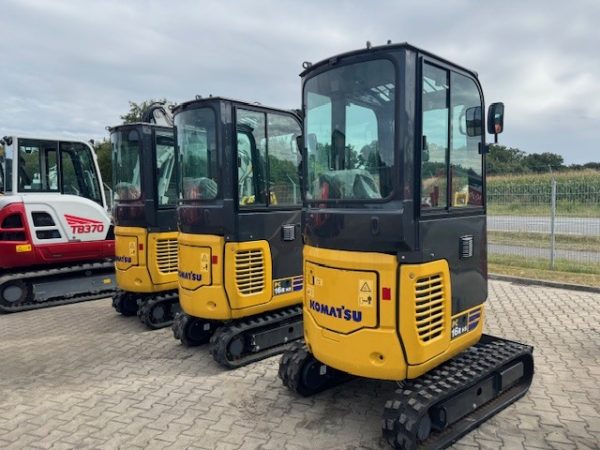 Komatsu PC16 – Bild 4