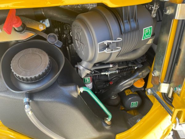 Komatsu PC16 – Bild 6