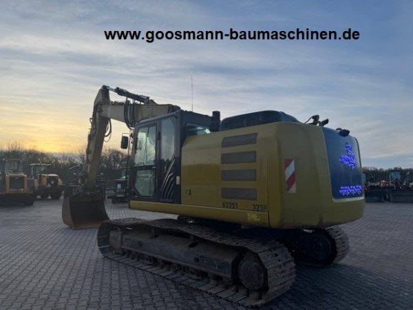CAT 323 EL – Bild 19