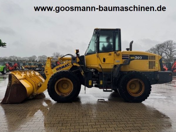 Komatsu WA 200 - Image 7