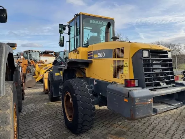 Komatsu WA 200-5 – Bild 5