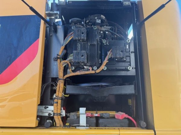 CAT M318 F - Image 10