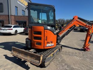Hitachi ZX26U