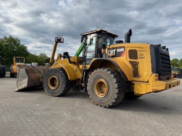 CAT 966 M – Bild 5