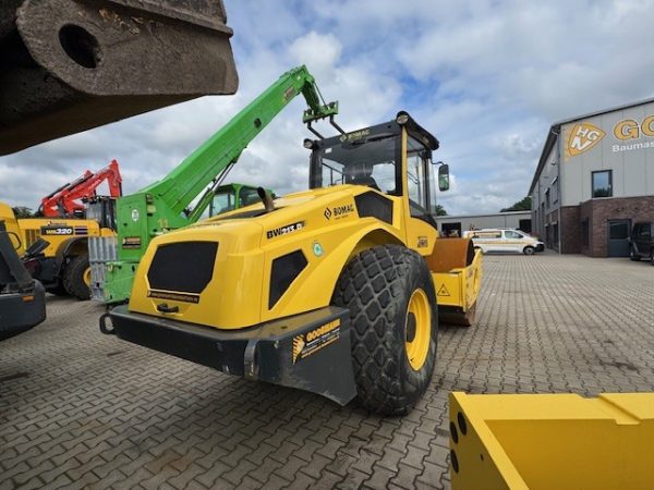 Bomag BW213 D-5 - Image 7