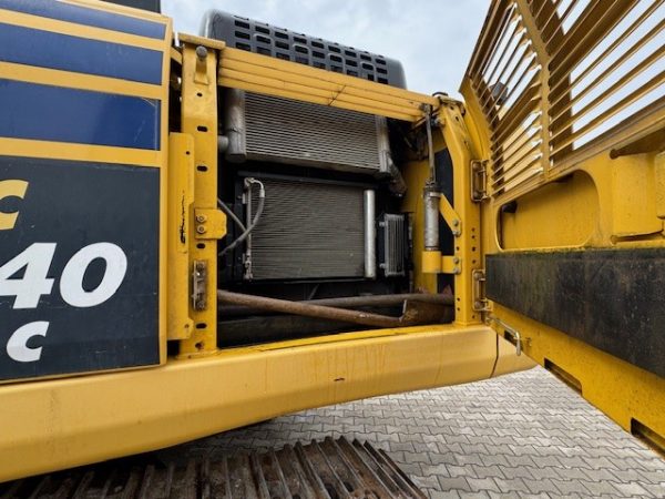 Komatsu PC 240 NLC-11 – Bild 12