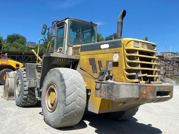 Komatsu WA 470-3 – Bild 3
