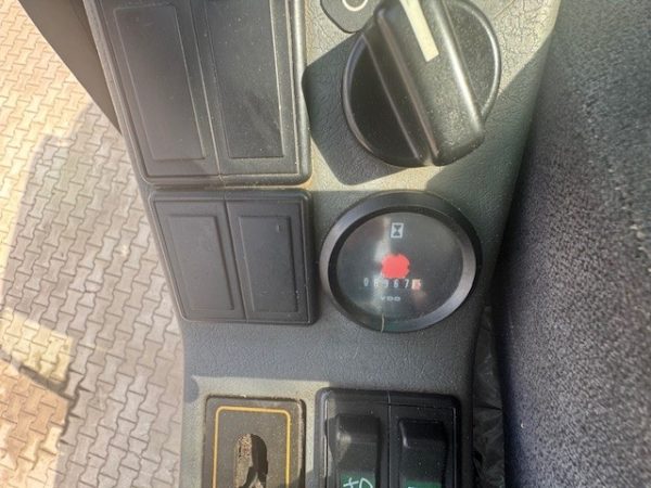 Volvo EW 180 B mit Mängel – Bild 10