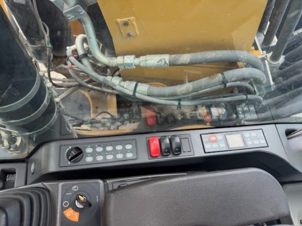 CAT M 318 F - Image 13