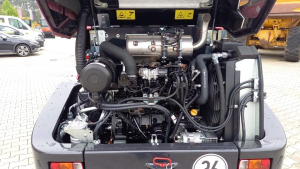 Yanmar V80 Advance - Image 10