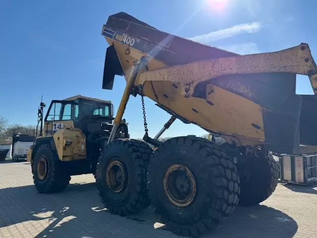 Komatsu HM400-1 – Bild 2