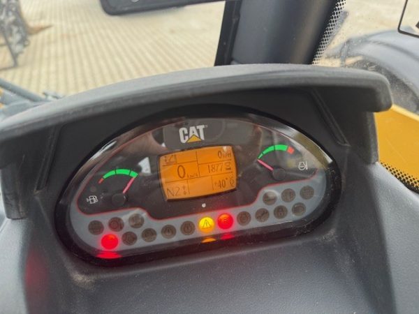 CAT TH 414 – Bild 10