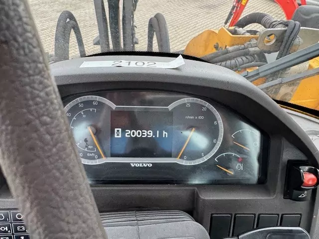 Volvo L180H – Bild 17