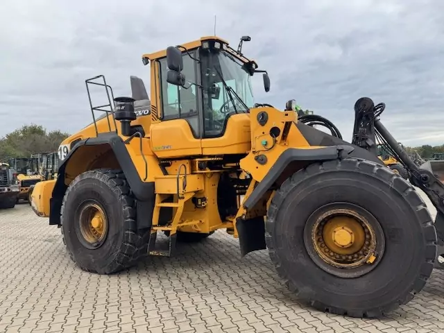 Volvo L180H – Bild 9