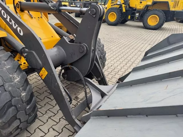 Volvo L35 GS – Bild 7